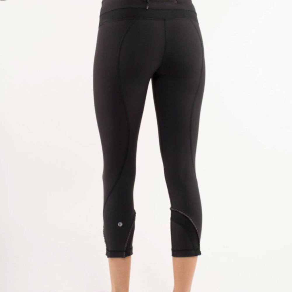 Lululemon Run: Inspire Crop